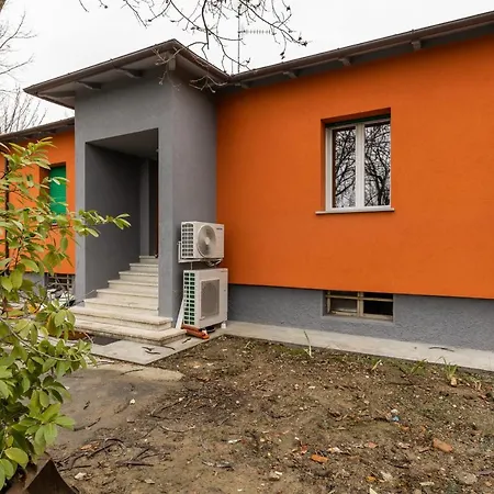 Holiday home Casa Con Giardino A Borgo Panigale Bologna