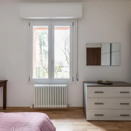 Ferienhaus Casa Con Giardino A Borgo Panigale