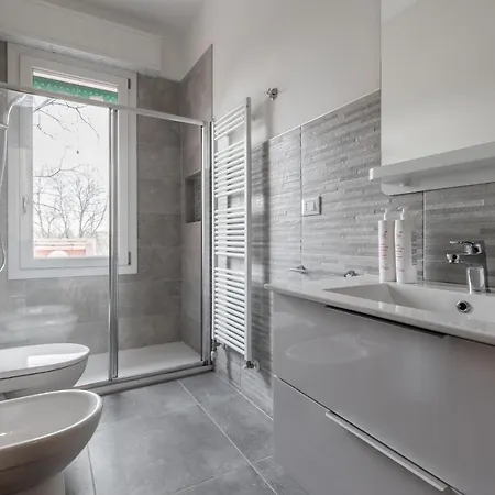 Ferienhaus Casa Con Giardino A Borgo Panigale Bologna