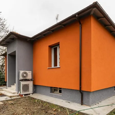 Ferienhaus Casa Con Giardino A Borgo Panigale *